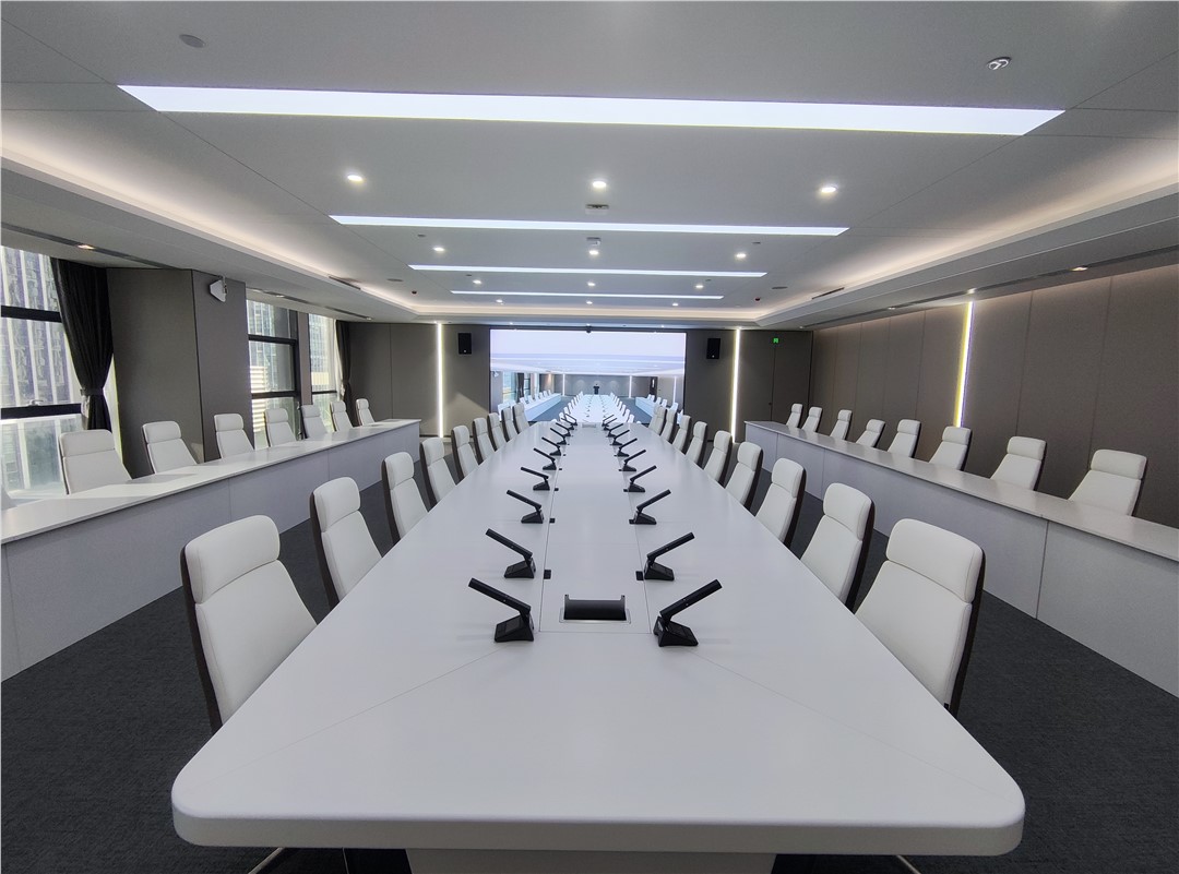 報(bào)告廳聲學(xué)設(shè)計(jì)中“吸音”和“擴(kuò)聲”哪個更重要？